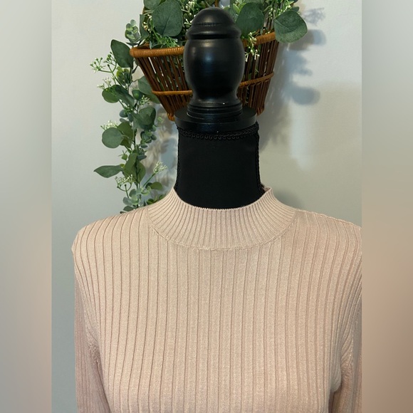 Soft Baby Pink Ribbed Sweater - Picture 2 of 4